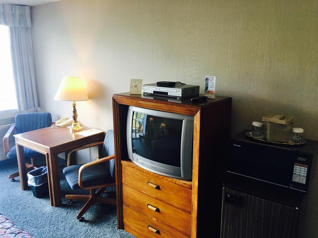 Flagship Inn Bremerton Extérieur photo
